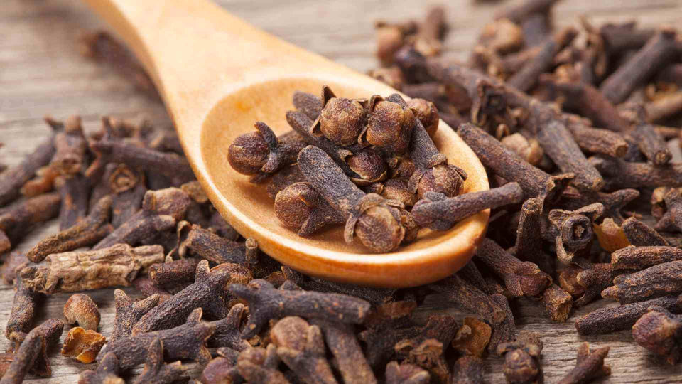 CLOVE OIL - GET TO KNOW IT ALL!