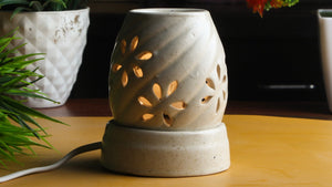 How to Clean and Maintain Your Aroma Diffuser for Maximum Scent Throw